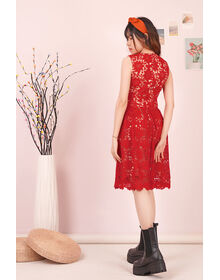 Fine Crochet Lace Overlay Illusion Pleated Dress (Red)